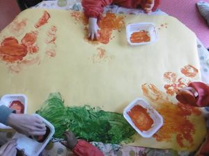 Peindre avec des pommes : semaine du goût