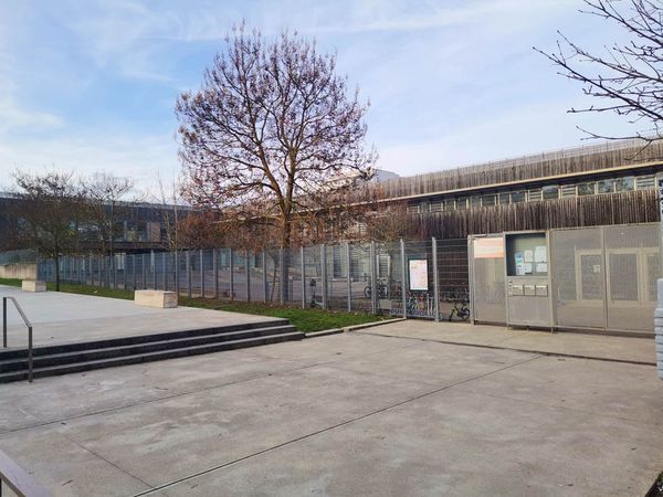 École Aimé Césaire à 5 minutes à pied de l’accueil d’assistante maternelle à Brétigny-sur-Orge